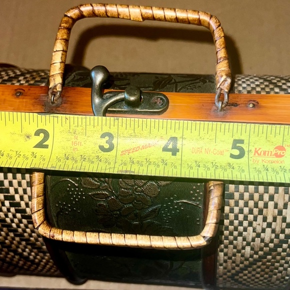 Vintage Wooden Small Purse with Metal Closure - Picture 14 of 15